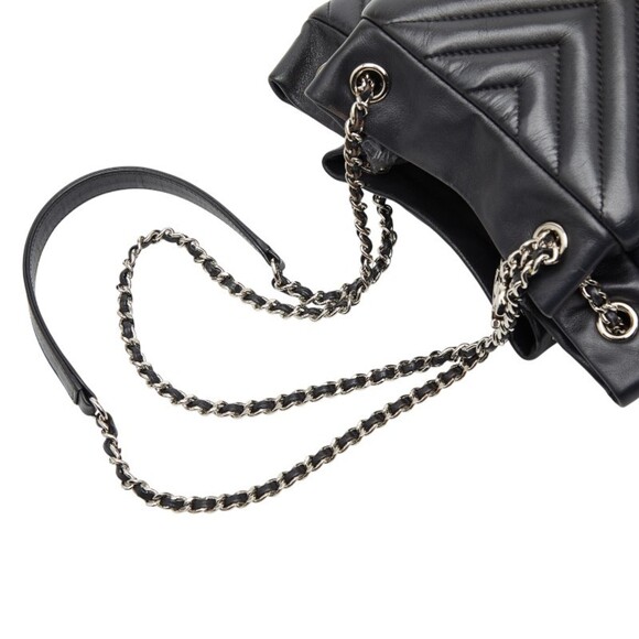 CHANEL Black Lambskin Leather Logo Shoulder Bag - Picture 8 of 13